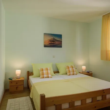 Apartmani Emil Trogir Exterior photo
