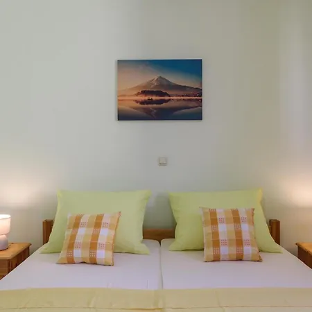 Apartmani Emil Trogir Exterior photo