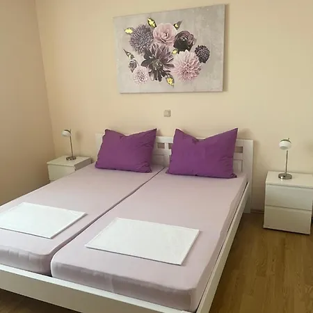 Apartmani Emil Trogir Exterior photo