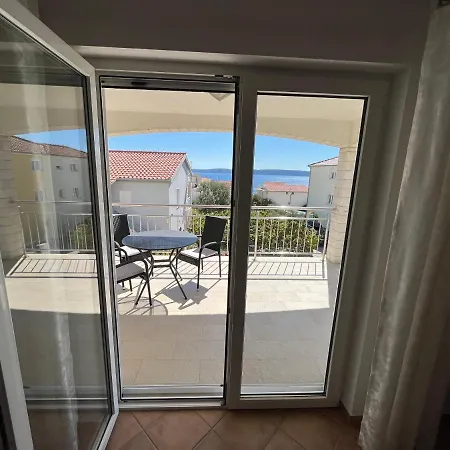 Apartmani Emil Trogir Exterior photo